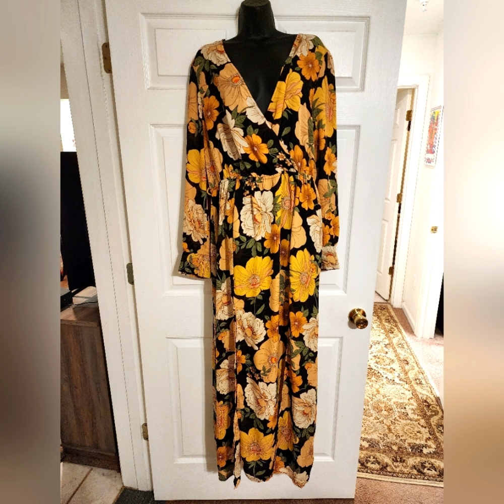 Floral Maxi Dress - Black and Yellow 3xl